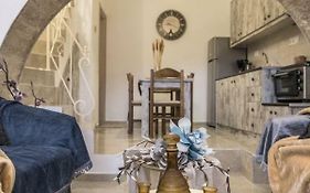 Studio Galatia, In The Heart Of Kamilari